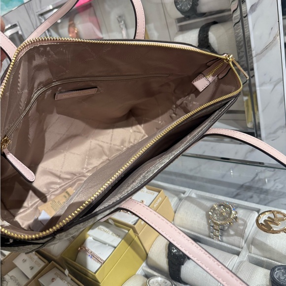 MICHAEL KORS Marilyn Medium Signature Logo Tote Bag - Picture 6 of 8